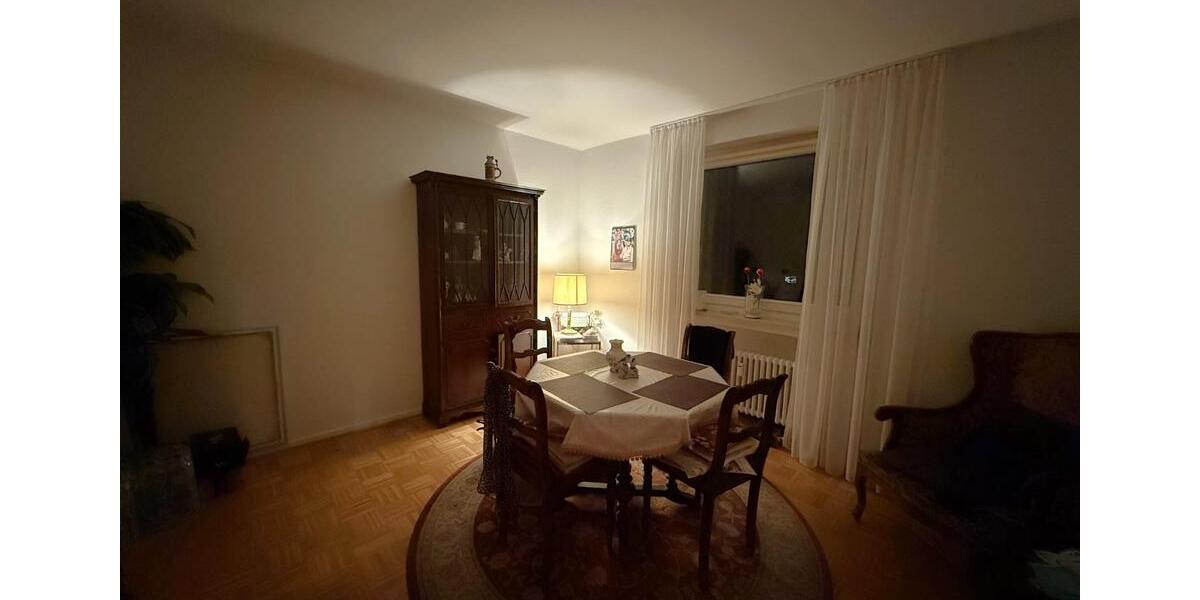 Stilvoll wohnen oder werthaltig investieren – gepflegte 3-Zimmer- 3 zimmer