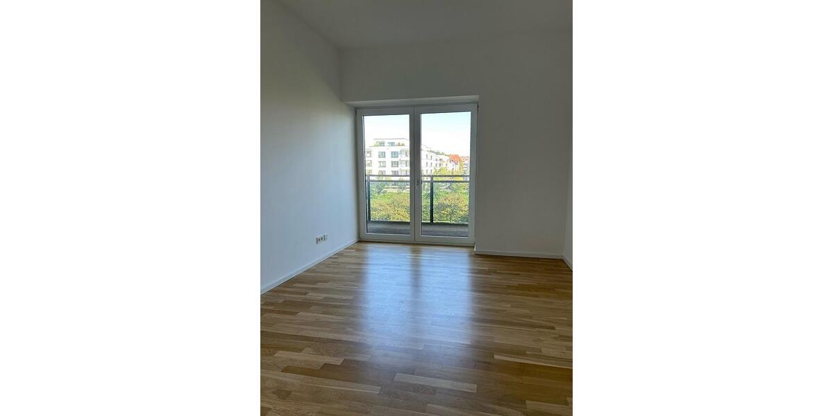 Etagenwohnung Düsseldorf Heerdt - 3 Zimmer, 125 m&sup2;, 2.071&euro; | Angebot:25265400