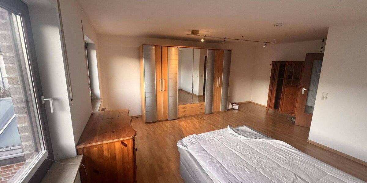 Reihenmittelhaus Düsseldorf Lichtenbroich - 5 Zimmer, 127 m&sup2;, 499.000&euro; | Angebot:26092502