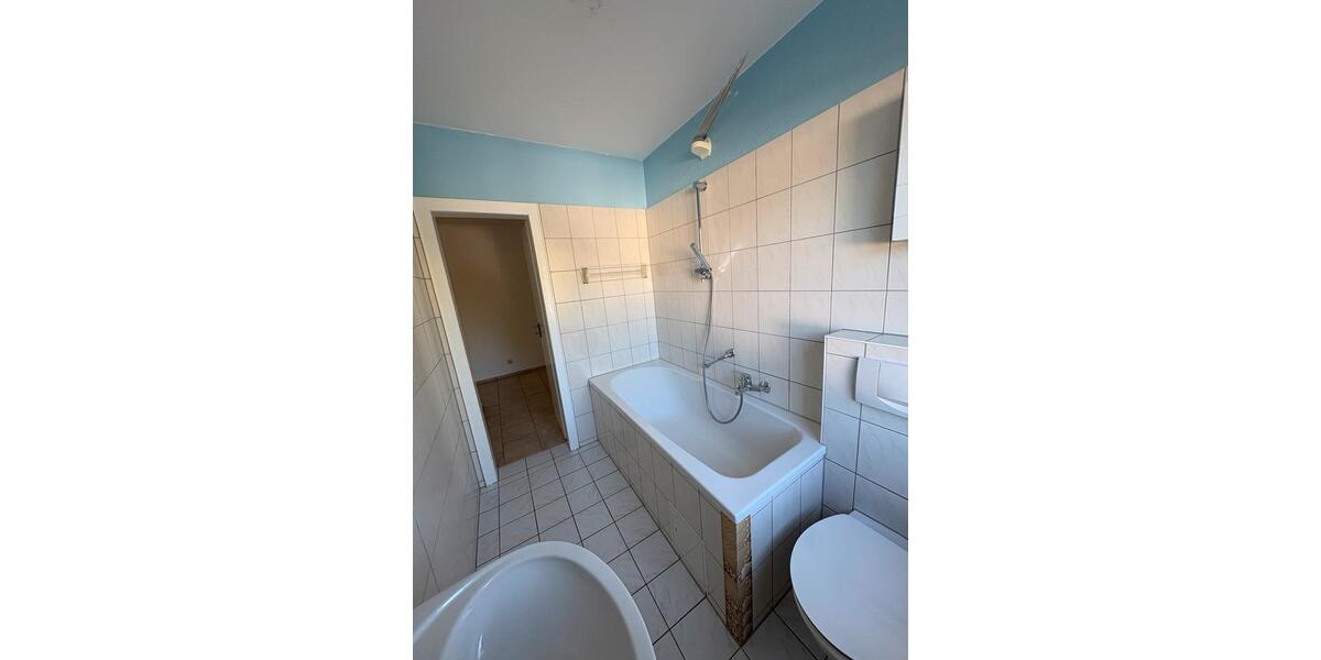 Etagenwohnung Leverkusen Schlebusch - 2 Zimmer, 63 m&sup2;, 1.014&euro; | Angebot:26278524