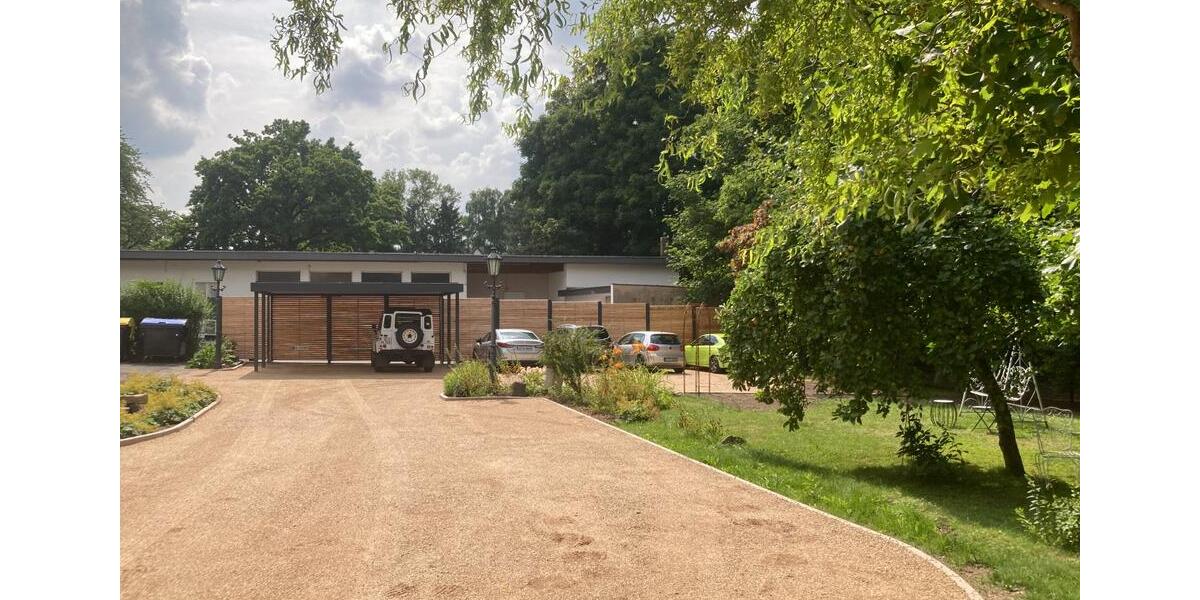 Praxis- oder Büroräume in der Villa Lindenhof in Solingen zimmer