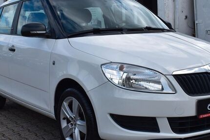 Skoda Fabia 48.700 km 6.199 &euro; Mönchengladbach 41063
