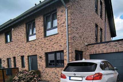 Haus zum Kaufen in Neuss 995.000 € 165 m²