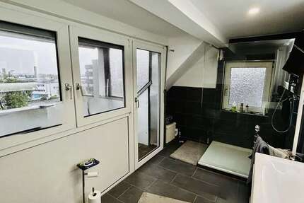 Wohnung zum Kaufen in Solingen 229.000 € 88 m² 2.5 zimmer