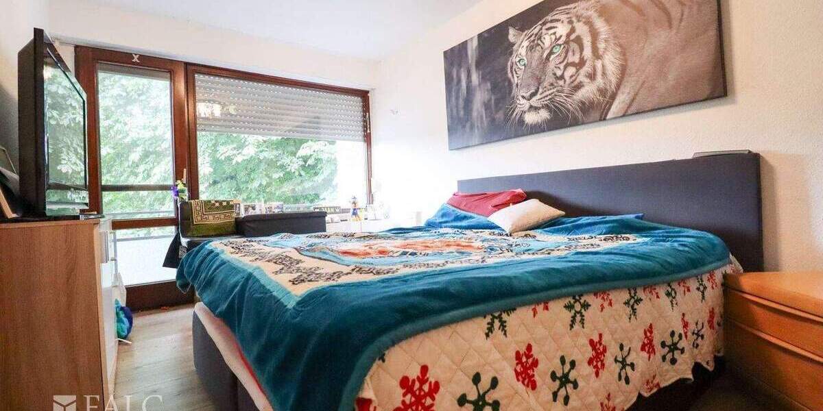 Etagenwohnung Mönchengladbach Rheydt-West - 4 Zimmer, 86 m&sup2;, 202.000&euro; | Angebot:25228325