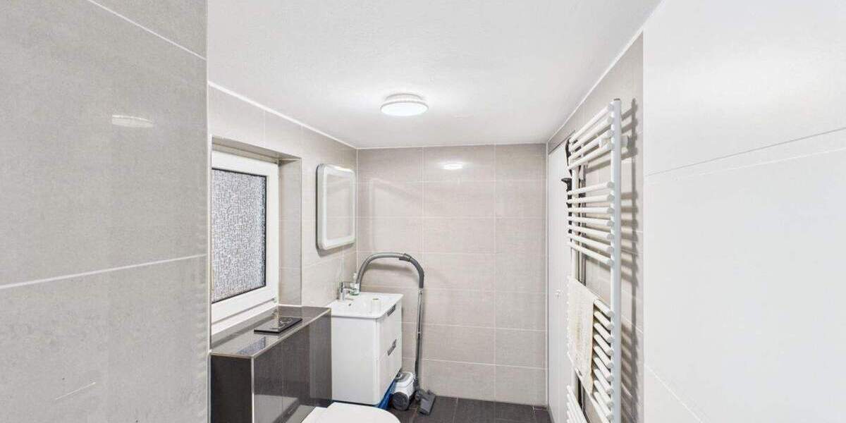 Top Mehrfamilienhaus in ausgezeichnetem Zustand mit Baureserve 1 zimmer