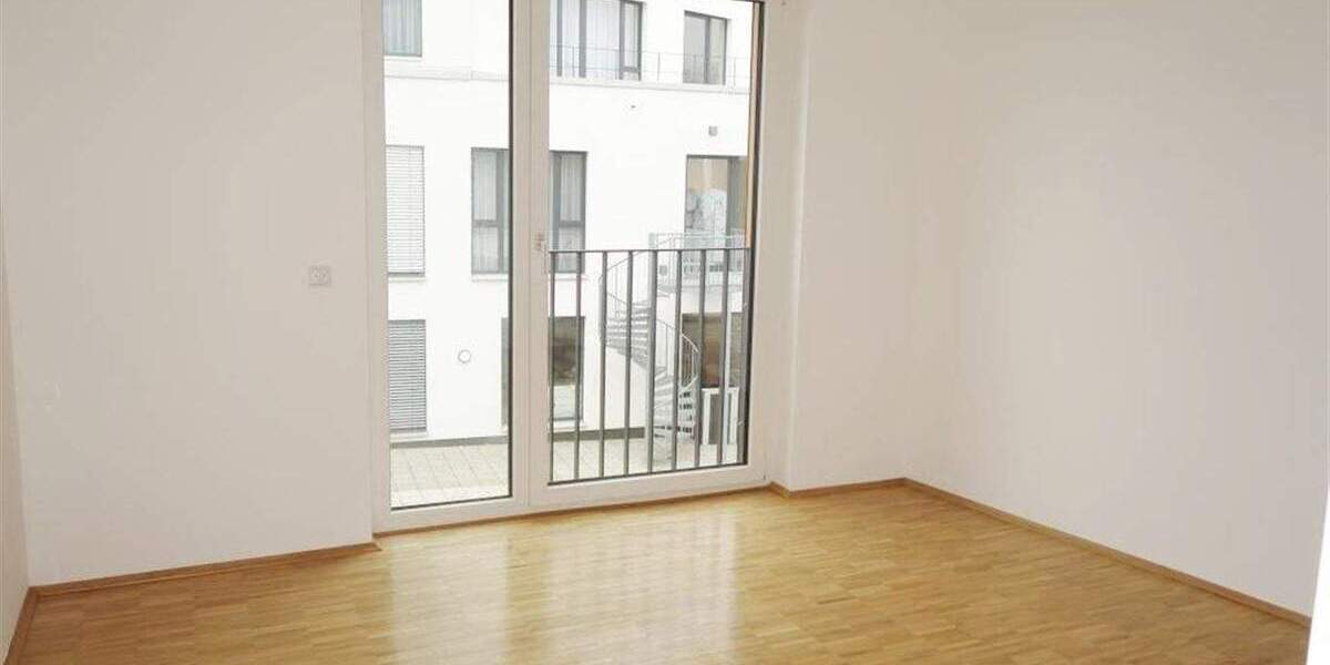 Etagenwohnung Mönchengladbach Stadtmitte - 3 Zimmer, 89 m&sup2;, 1.185&euro; | Angebot:25707475