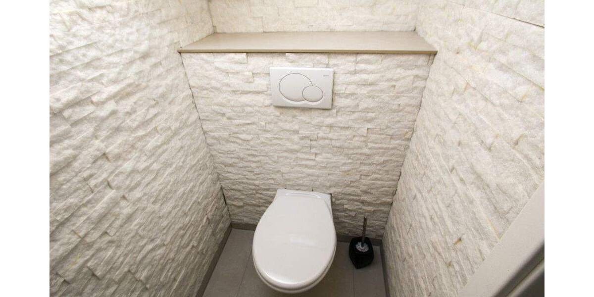 Imposantes Landhaus mit diversen Nebengebäuden 7 zimmer