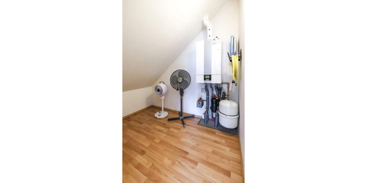 PAESCHKE-Doppelhaus in ruhiger Lage mit optimaler Anbindung 4 zimmer