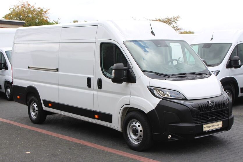 Peugeot Boxer 18.500 km 28.558 € Mönchengladbach 41066