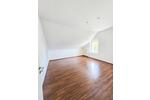 Dachgeschoßwohnung Oberhausen Alt-Oberhausen - 3.5 Zimmer, 82 m&sup2;, 520&euro; | Angebot:26422019
