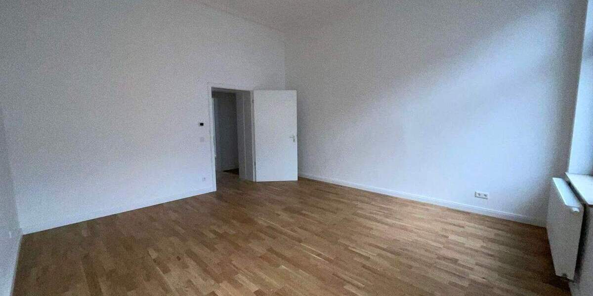 Altbau-Liebhaber aufgepasst - Wohnen mit Stil 3 zimmer