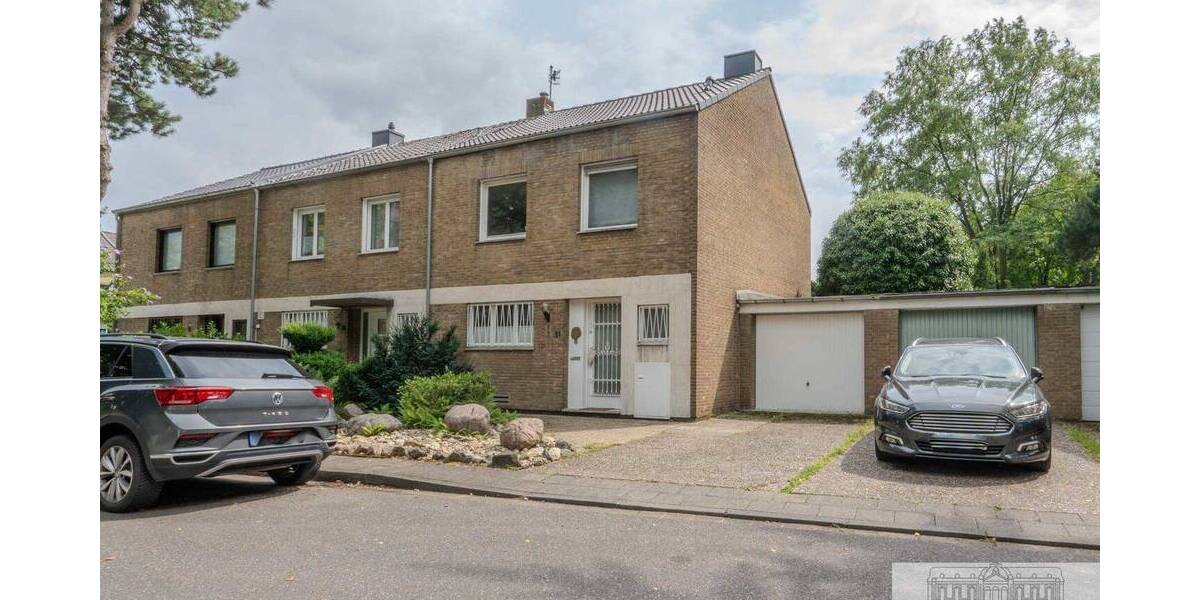 Gemütliches Familienhaus in Benrath mit Garten und Garage - Ihr neues Zuhause wartet! 4 zimmer