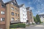 Große leerstehende 3,5 Zi.- Wohnung in ruhiger Top-Lage mit großem Balkon und Garage