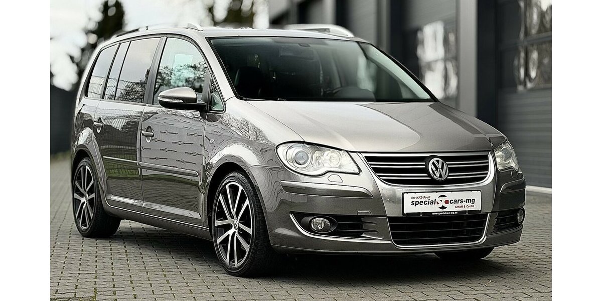 VW Touran R-Line Schiebedach Leder 7Sitze IHand 124.990 km 11.900 &euro; Mönchengladbach 41066