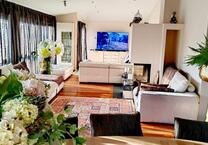 Stufenfreies Penthouse mit 2 Tiefgaragestellplätzen in D-Wittlaer