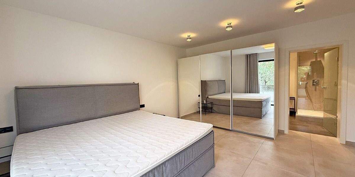 Luxuriöse 2-Zimmer-Wohnung mit großem Balkon im begehrten Oberkassel 2 zimmer