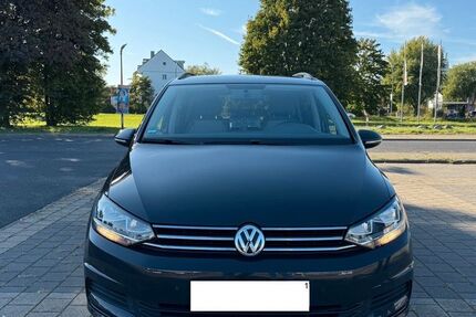 VW Touran 96.528 km 14.499 &euro; Neuss 41460