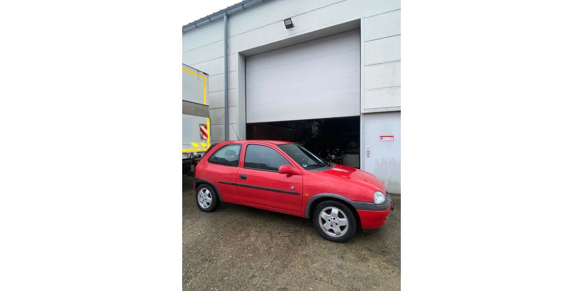 Opel Corsa 136.069 km 700 &euro; Solingen 42719