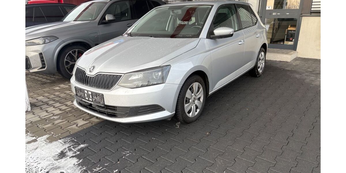 Skoda Fabia 100.000 km 8.888 &euro; Mönchengladbach 41066