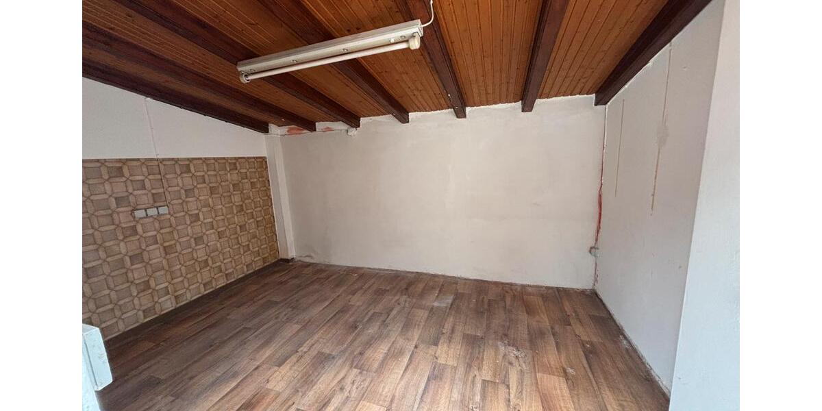 Doppelhaushälfte Grevenbroich - 3 Zimmer, 77 m&sup2;, 1.500&euro; | Angebot:25720936