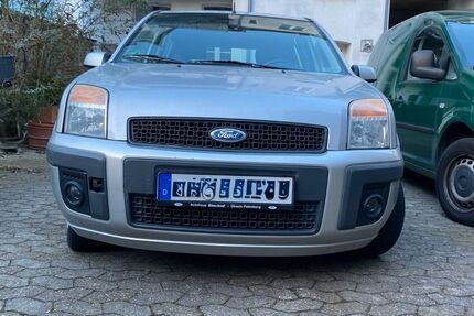 Ford Fusion 139.000 km 2.400 &euro; Düsseldorf 40235