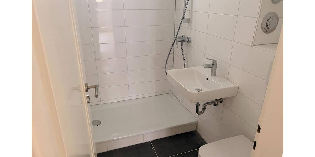 Erdgeschoßwohnung Düsseldorf Stadtbezirk 9 - 2 Zimmer, 58 m&sup2;, 701&euro; | Angebot:25571574