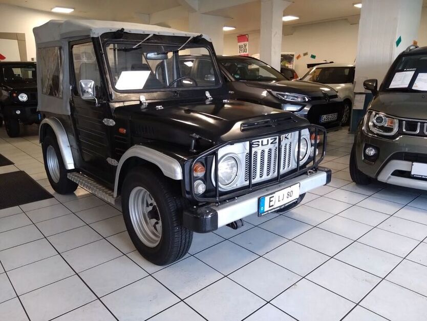 LJ