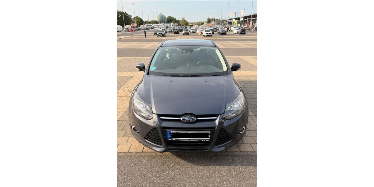 Ford Focus 153.700 km 5.300 &euro; Neuss 41462
