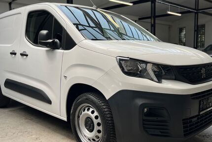 Peugeot Partner 72.000 km 11.000 &euro; Velbert 42551