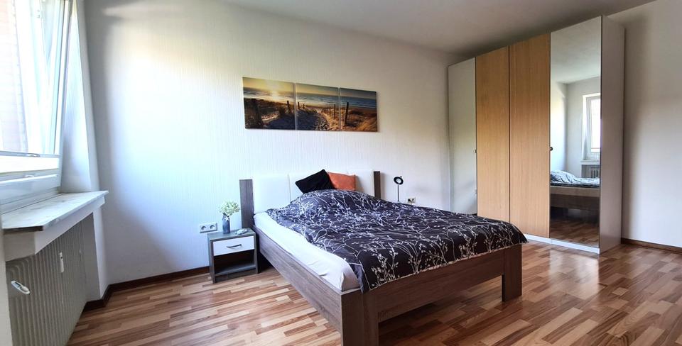 Helle, frisch renovierte 3-Zimmer-Wohnung, großer Balkon in Zons 3 zimmer