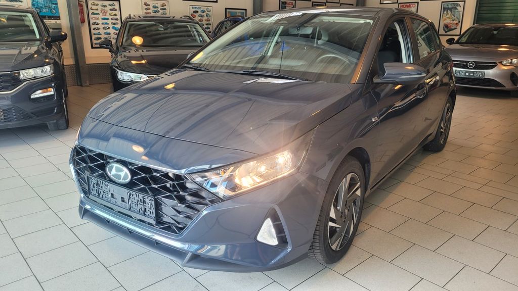 Hyundai i20 69.900 km 12.999 &euro; Oberhausen 46049