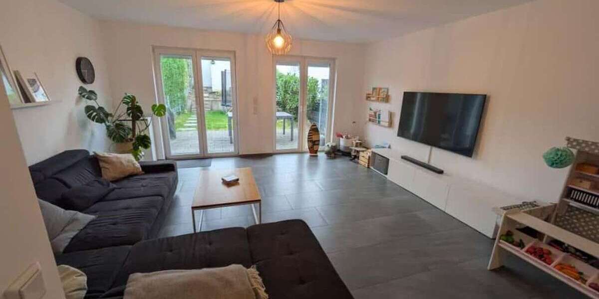 Haus zum Kaufen in Leverkusen 590.000 € 174 m² 6 zimmer