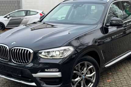 BMW X3 137.900 km 25.300 &euro; Düsseldorf 40233