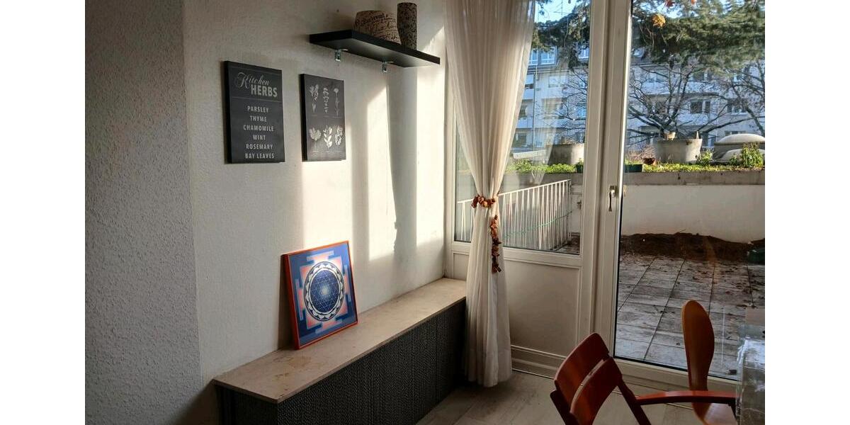 Möblierte WG Zimmer ruhig, aber zentral 5 zimmer