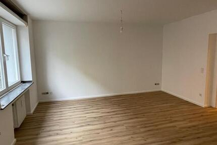 Wohnung Düsseldorf Stadtbezirk 5 - 2.5 Zimmer, 88 m&sup2;, 1.480&euro; | Angebot:25809179