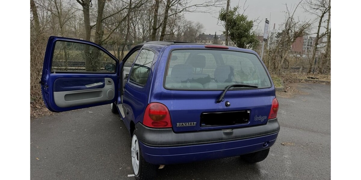Renault Twingo 140.468 km 1.699 &euro; Krefeld 47798