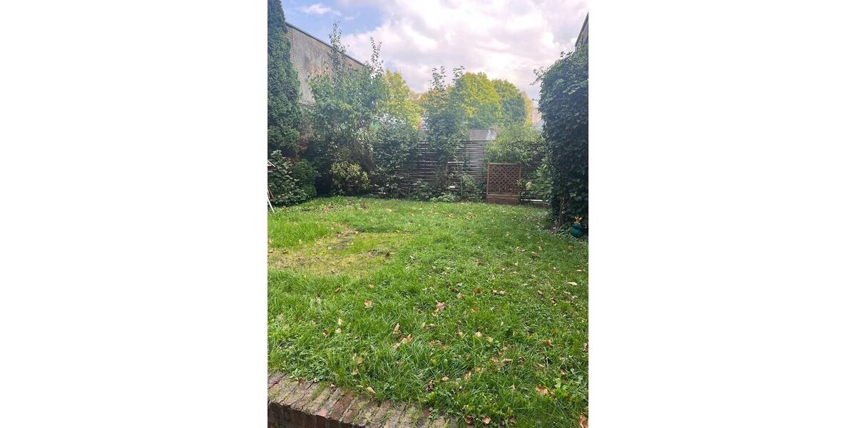 Großzügige 3,5 Zimmer-Wohnung im DG zu vermieten! 3.5 zimmer