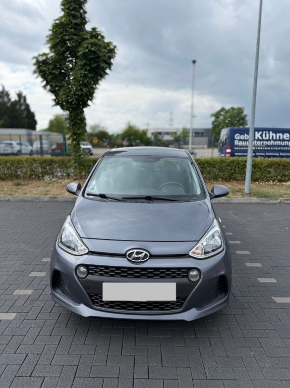 i10