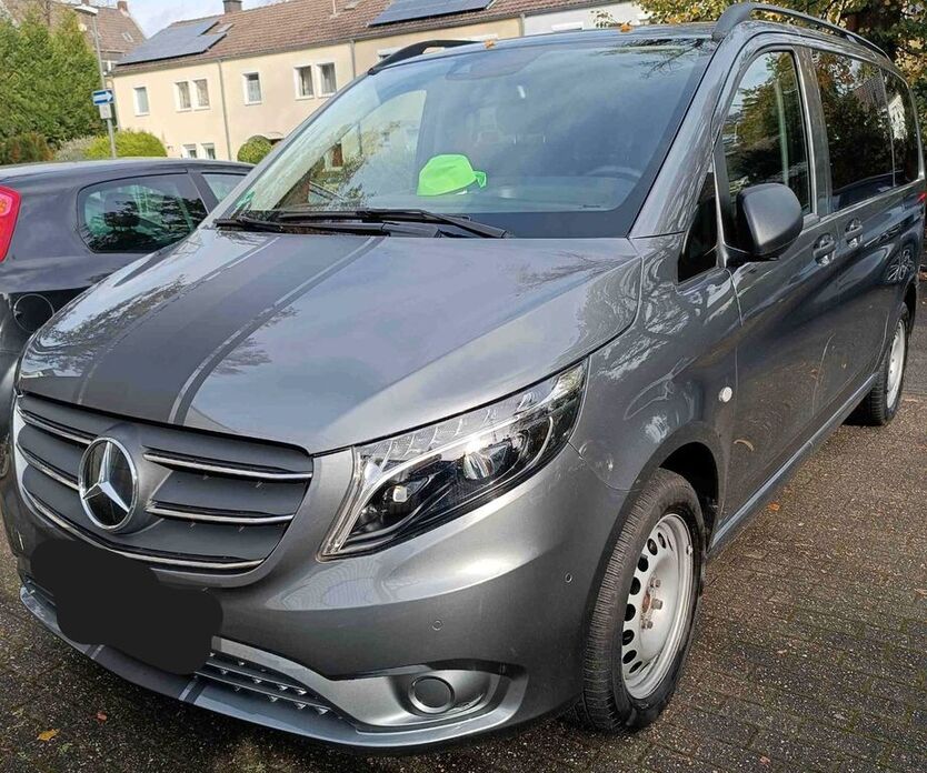 Mercedes-Benz Vito 27.500 km 61.500 € Köln 51069