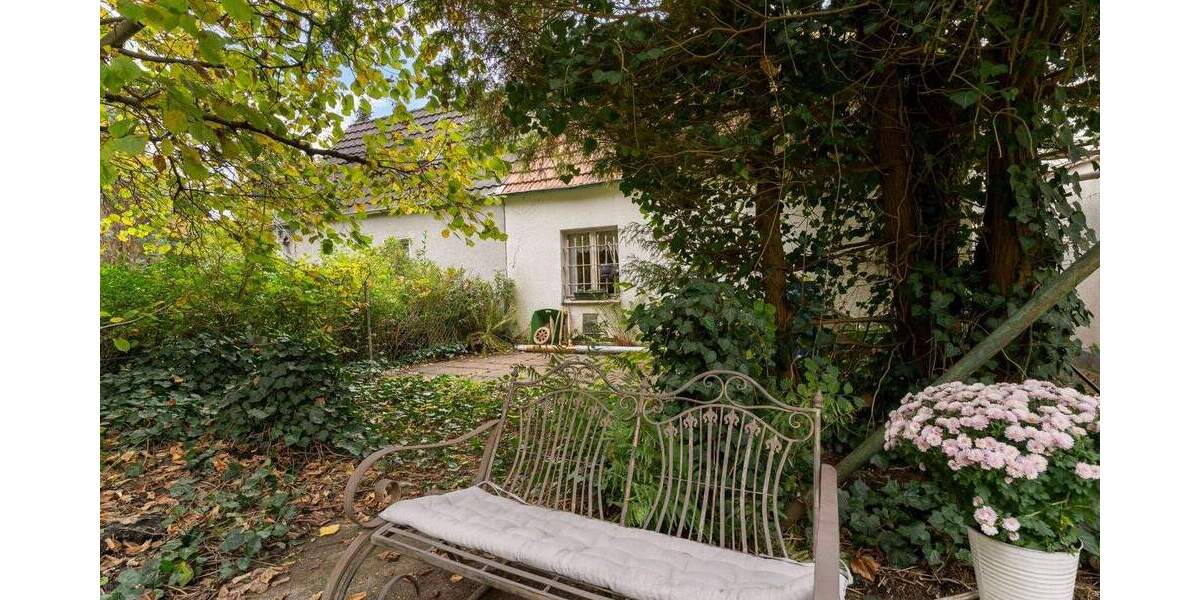 Doppelhaushälfte in Leverkusen Schlebusch zum Kernsanieren 2 zimmer