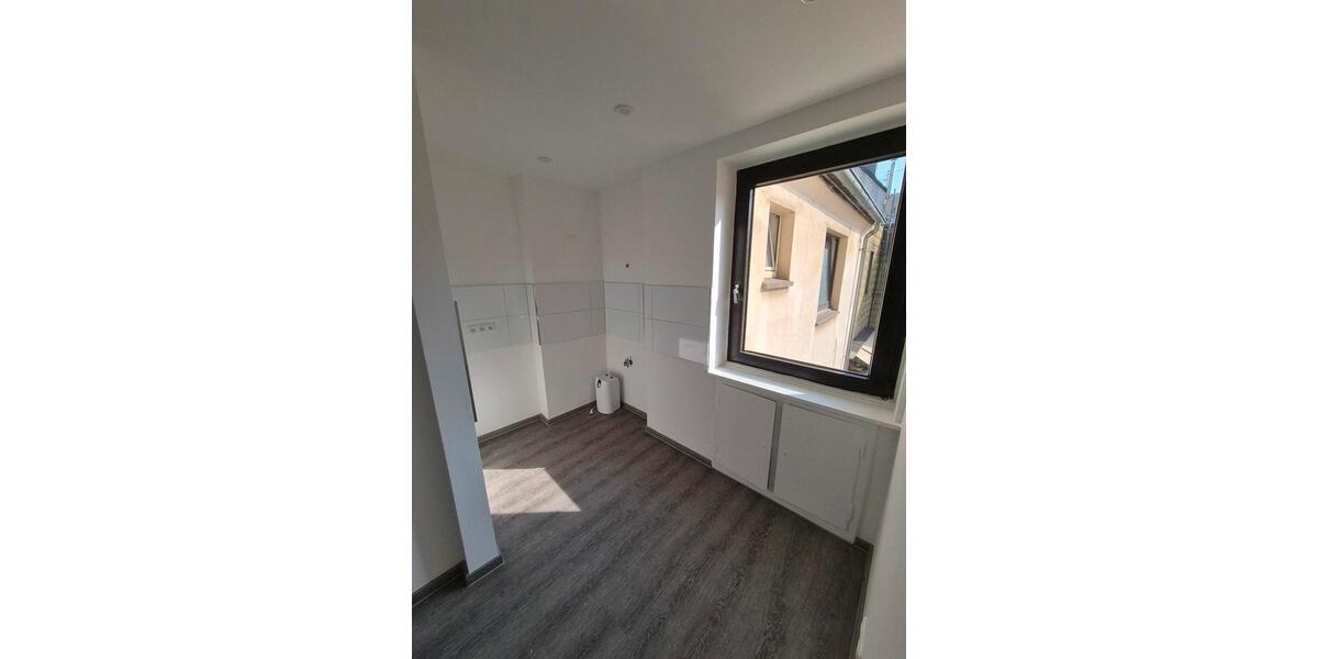 Etagenwohnung Duisburg Mittelmeiderich - 2 Zimmer, 45 m&sup2;, 395&euro; | Angebot:25760313