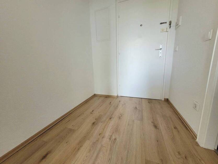 Schöne 2-Zimmer-Wohnung mit Balkon!