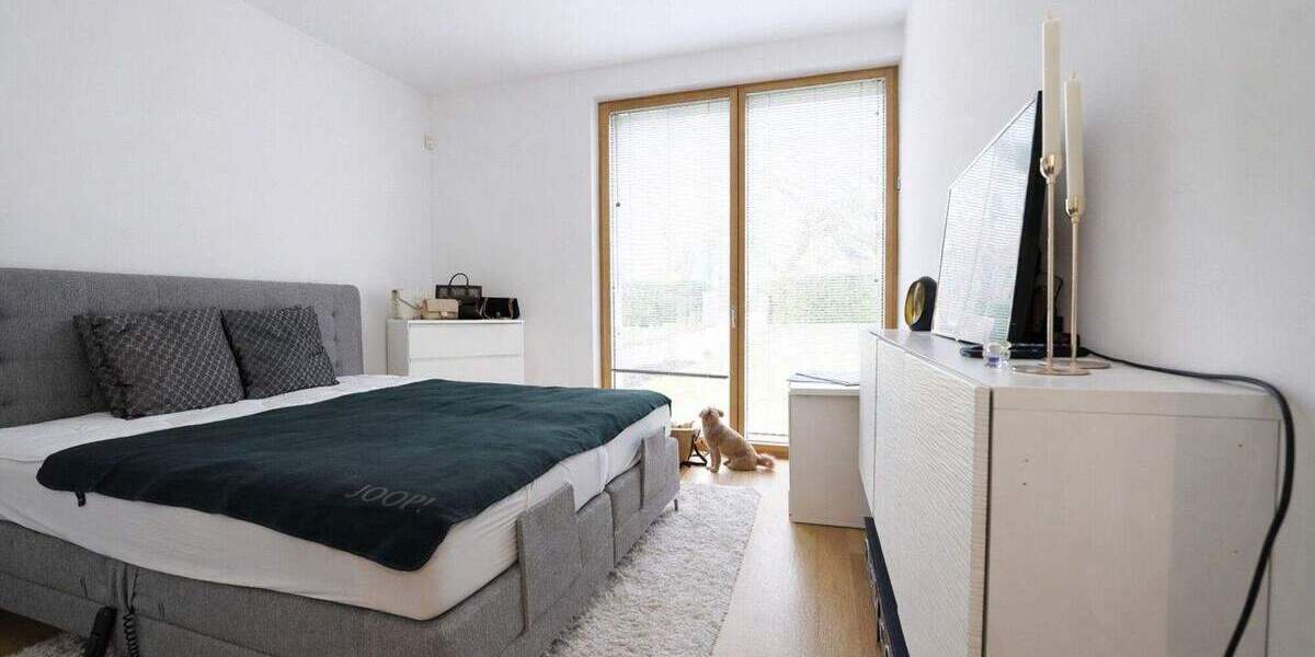 Etagenwohnung Krefeld / Bockum Bockum - 5 Zimmer, 229 m&sup2;, 2.950&euro; | Angebot:25740530