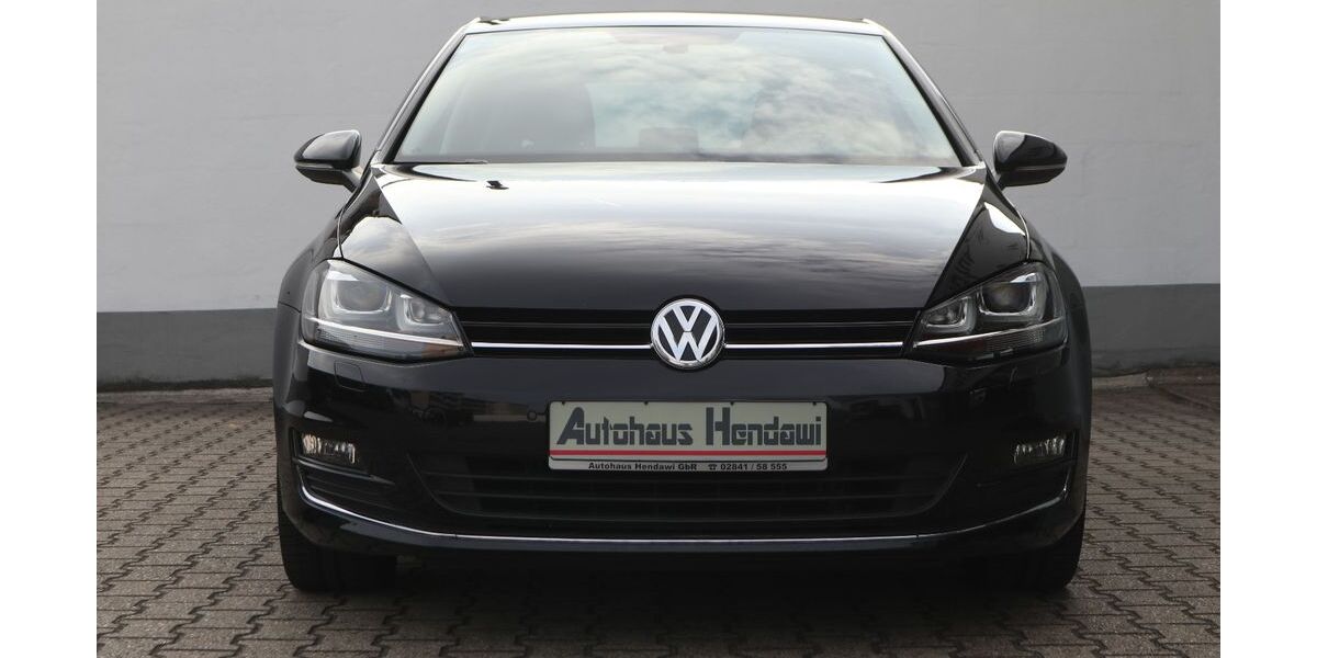 VW Golf 67.820 km 12.490 &euro; Moers 47443