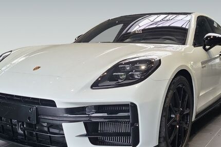 Porsche Panamera 9.900 km 132.900 &euro; Willich 47877