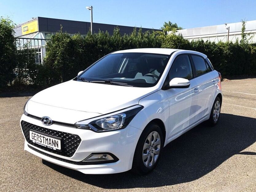 i20