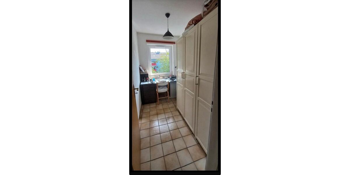 Etagenwohnung Düsseldorf Stadtbezirk 5 - 3 Zimmer, 60 m&sup2;, 1.100&euro; | Angebot:26413027