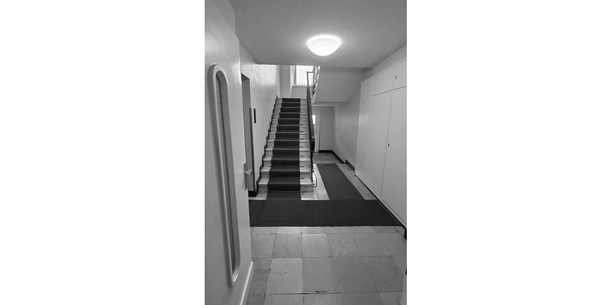 Etagenwohnung Düsseldorf Pempelfort - 2 Zimmer, 85 m&sup2;, 969&euro; | Angebot:26105153