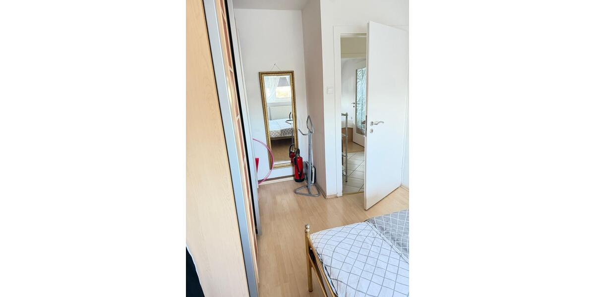 68m2 3-Zimmer-Dachgeschoss-Wohnung mit gartennutzung 3 zimmer